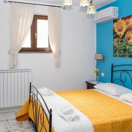 לינה וארוחת בוקר Vivere A Colori ויקו אקוונסה