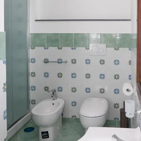 Vivere A Colori 4* ויקו אקוונסה