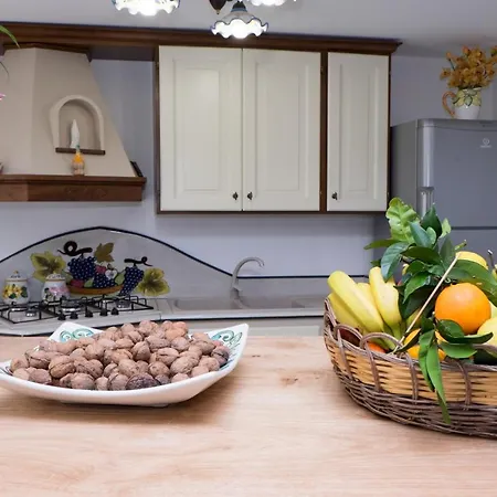 לינה וארוחת בוקר Vivere A Colori ויקו אקוונסה